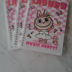 Caderno Pautado - Labubu